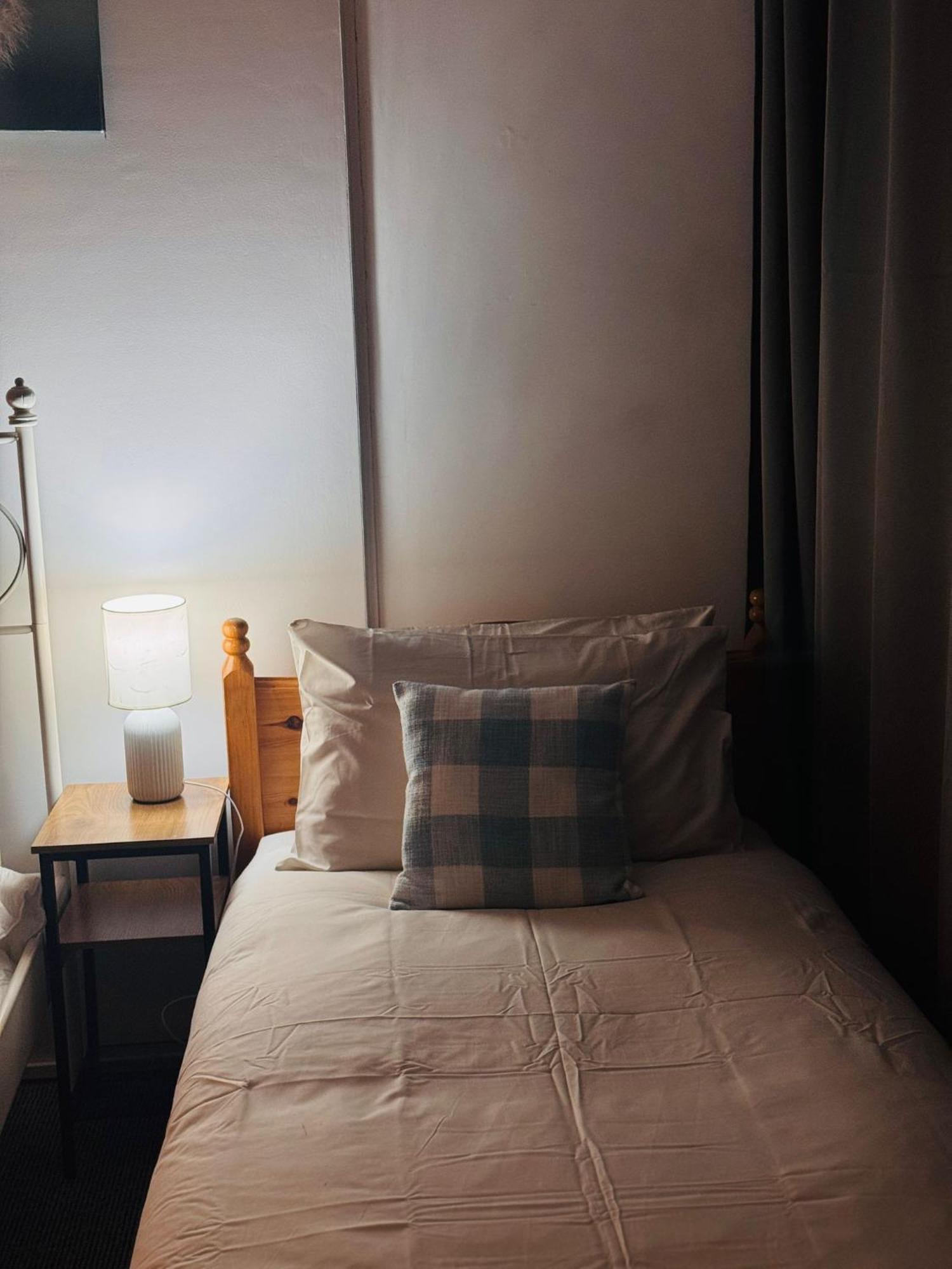 Edinburgh Travel Guest House Экстерьер фото