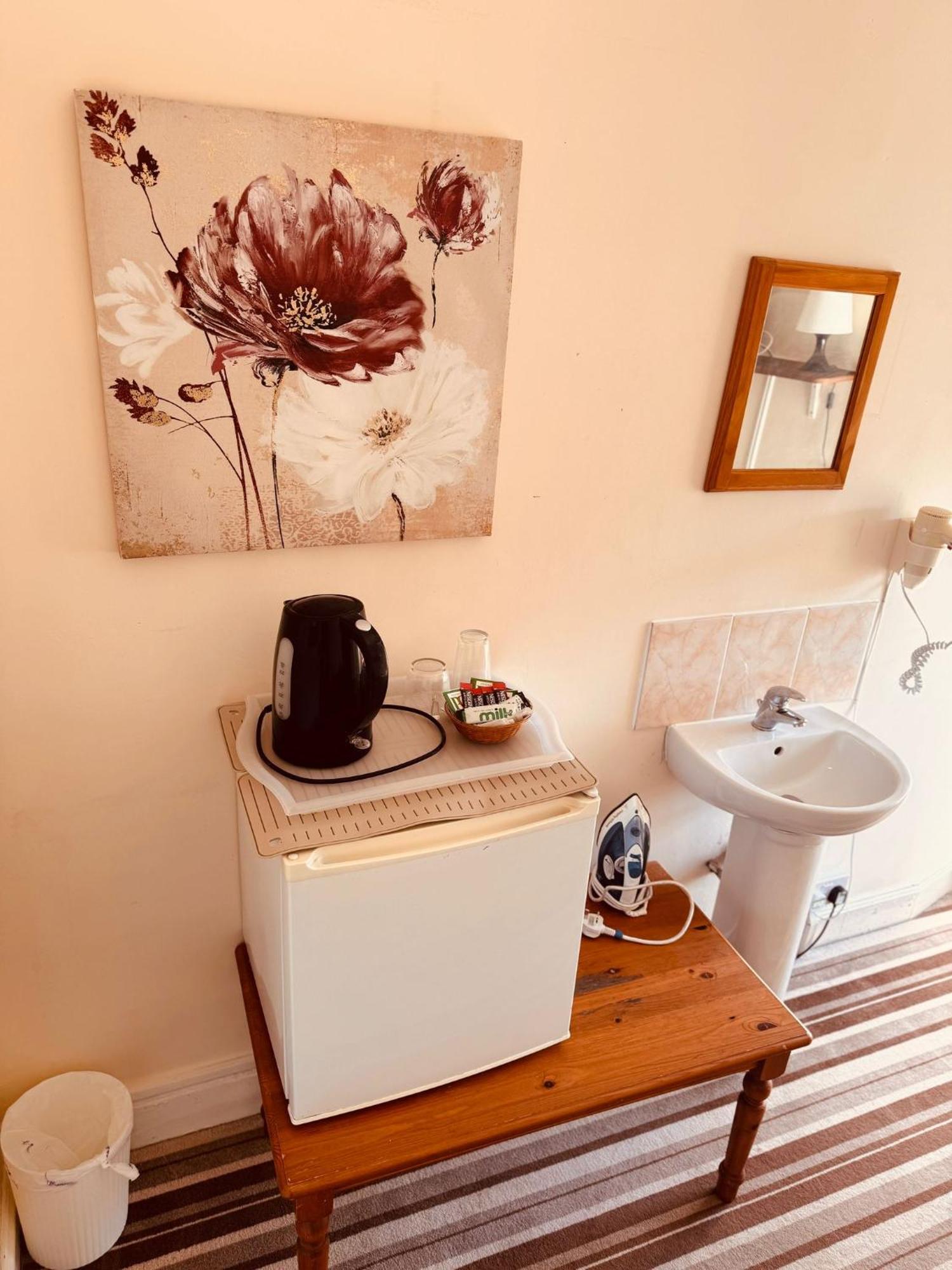 Edinburgh Travel Guest House Экстерьер фото